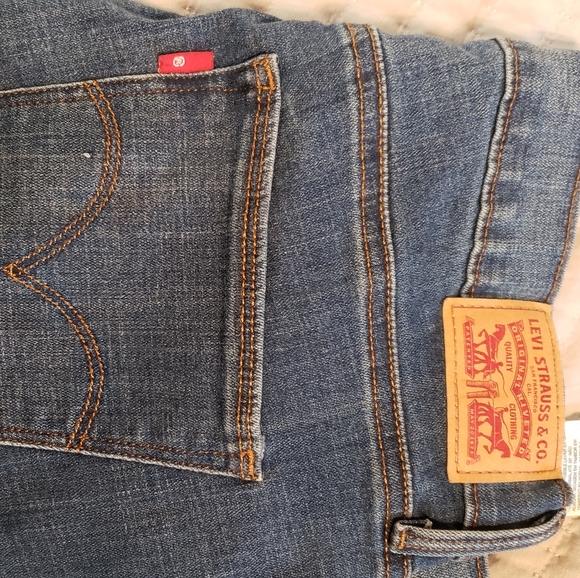 Levi's Strauss & Co. Jeans size 31 slimming boot - Picture 2 of 6